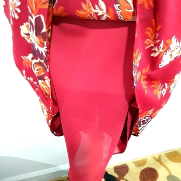 Ann Taylor Lining Red Floral Print Skirt Size 4 - Picture 5 of 9